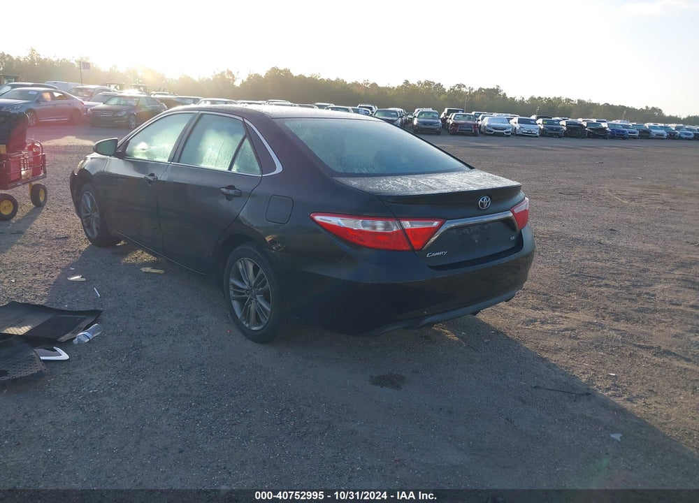 2016 TOYOTA CAMRY SE VIN: 4T1BF1FK3GU235643