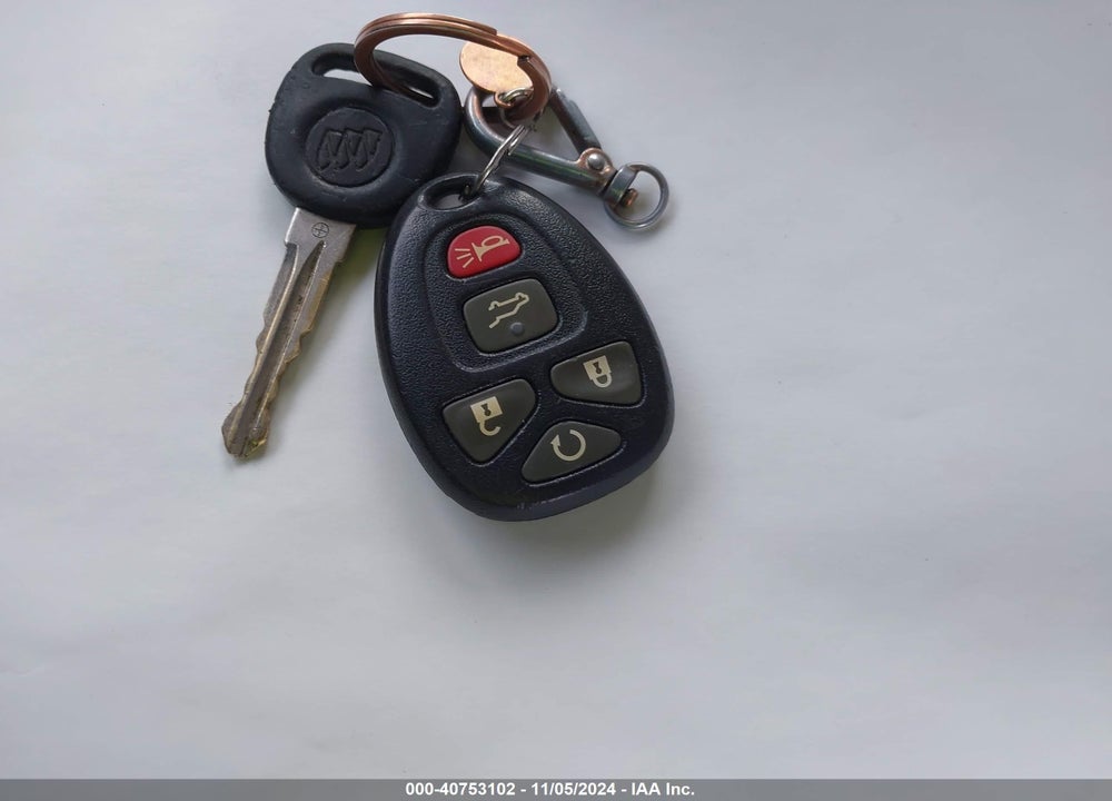 2011 BUICK ENCLAVE 1XL VIN: 5GAKRBED7BJ376019