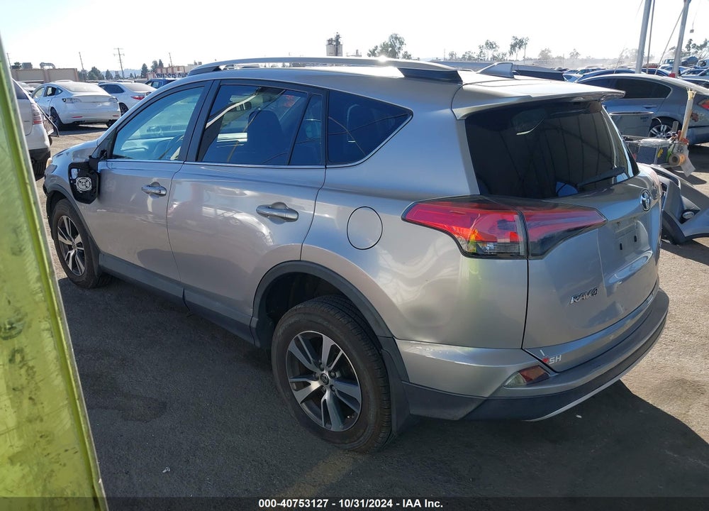 2016 TOYOTA RAV4 XLE VIN: 2T3WFREVXGW304928