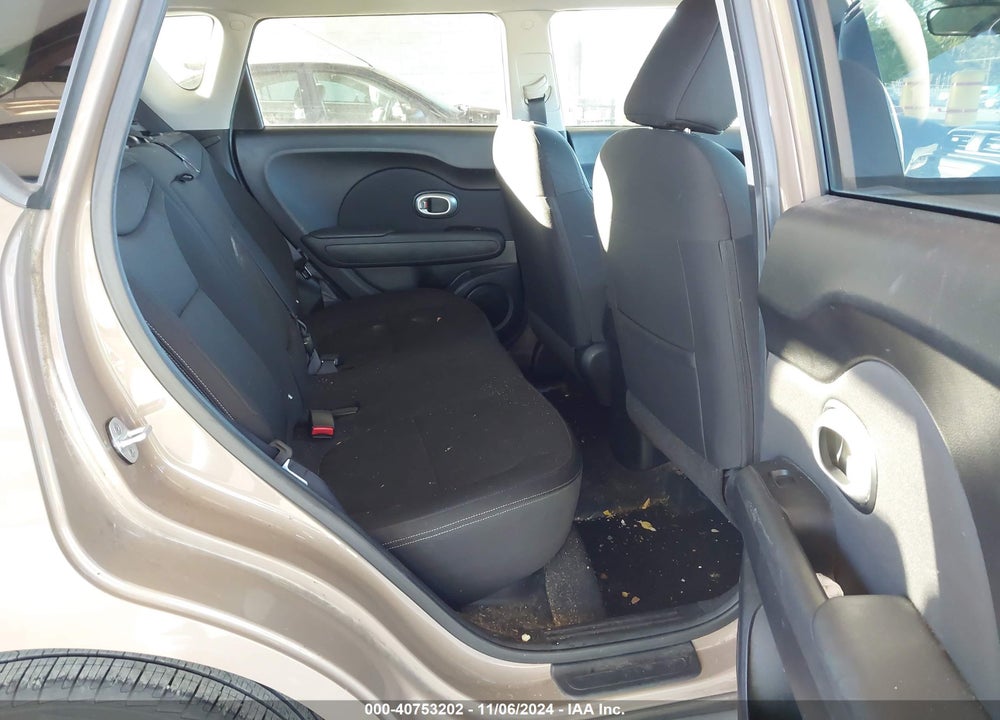 2014 KIA SOUL VIN: KNDJN2A21E7074480