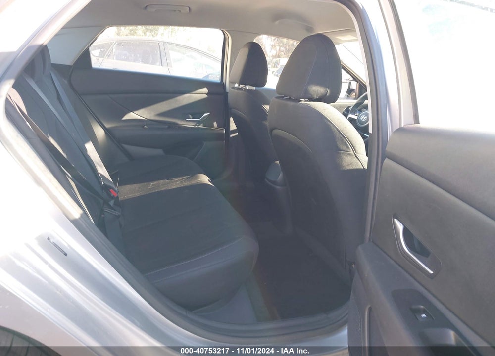 2021 HYUNDAI ELANTRA SEL VIN: 5NPLM4AG8MH045362