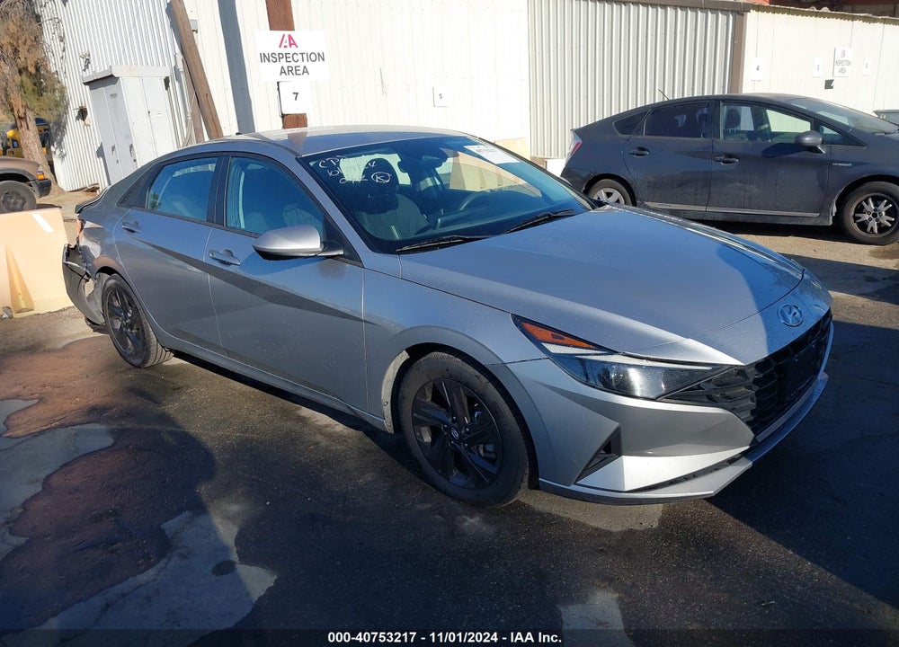 2021 HYUNDAI ELANTRA SEL VIN: 5NPLM4AG8MH045362