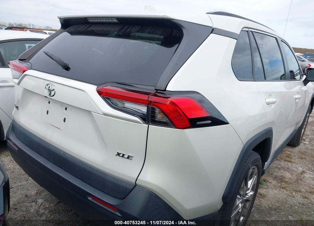 2021 TOYOTA RAV4 XLE PREMIUM VIN: 2T3C1RFV1MW120702