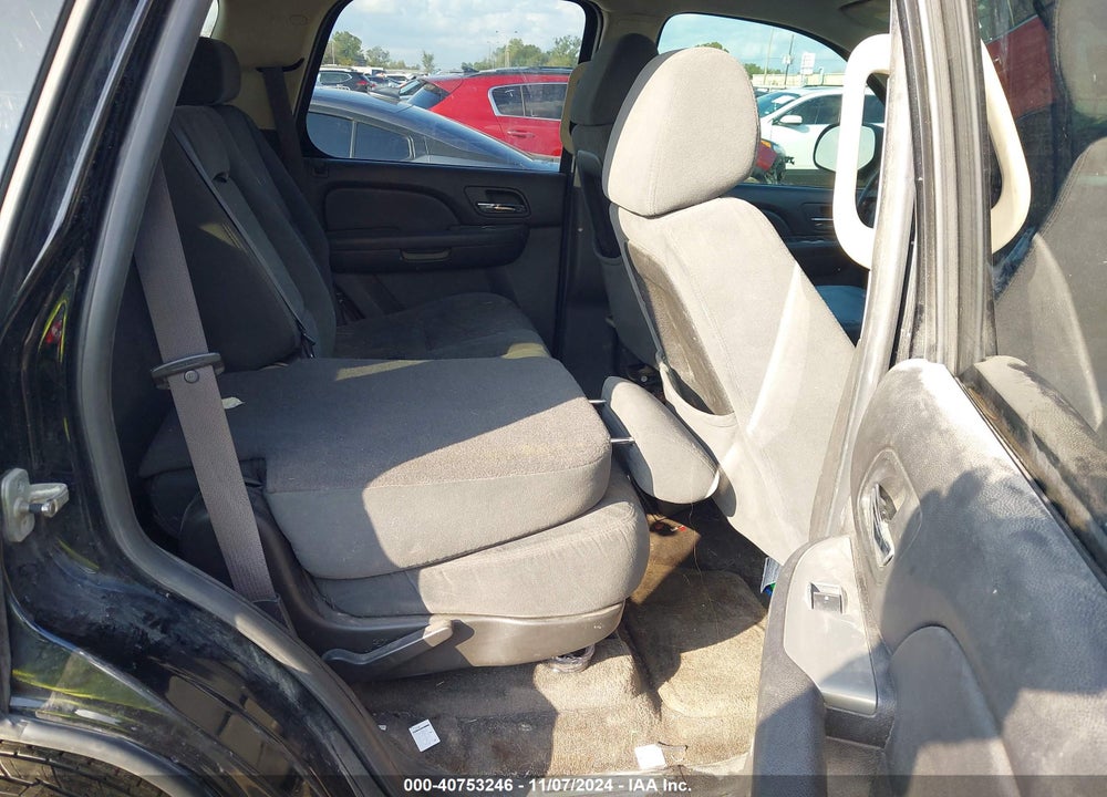 2009 CHEVROLET TAHOE LS VIN: 1GNFK13089R289490