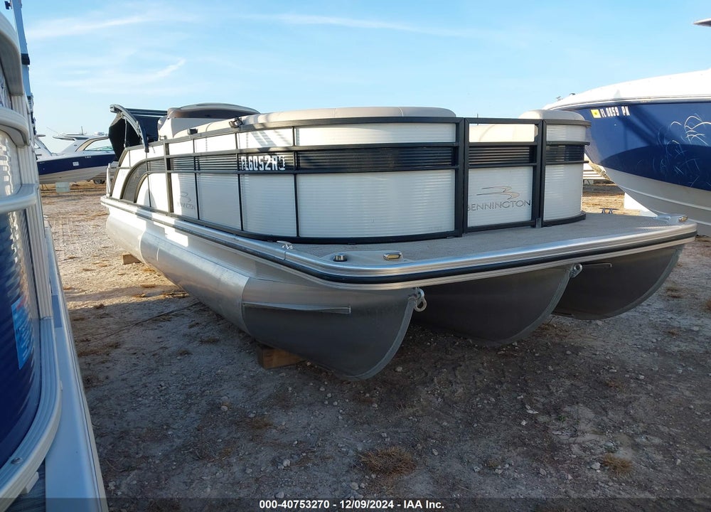 2019 BENNINGTON OTHER VIN: ETWG8402A919