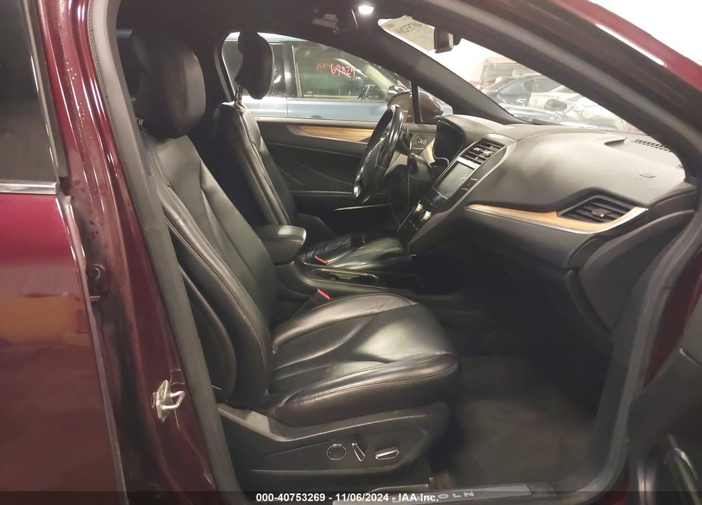 2016 LINCOLN MKC SELECT VIN: 5LMCJ2D90GUJ26949
