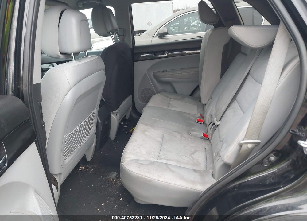 2012 KIA SORENTO LX VIN: 5XYKTCA65CG256945
