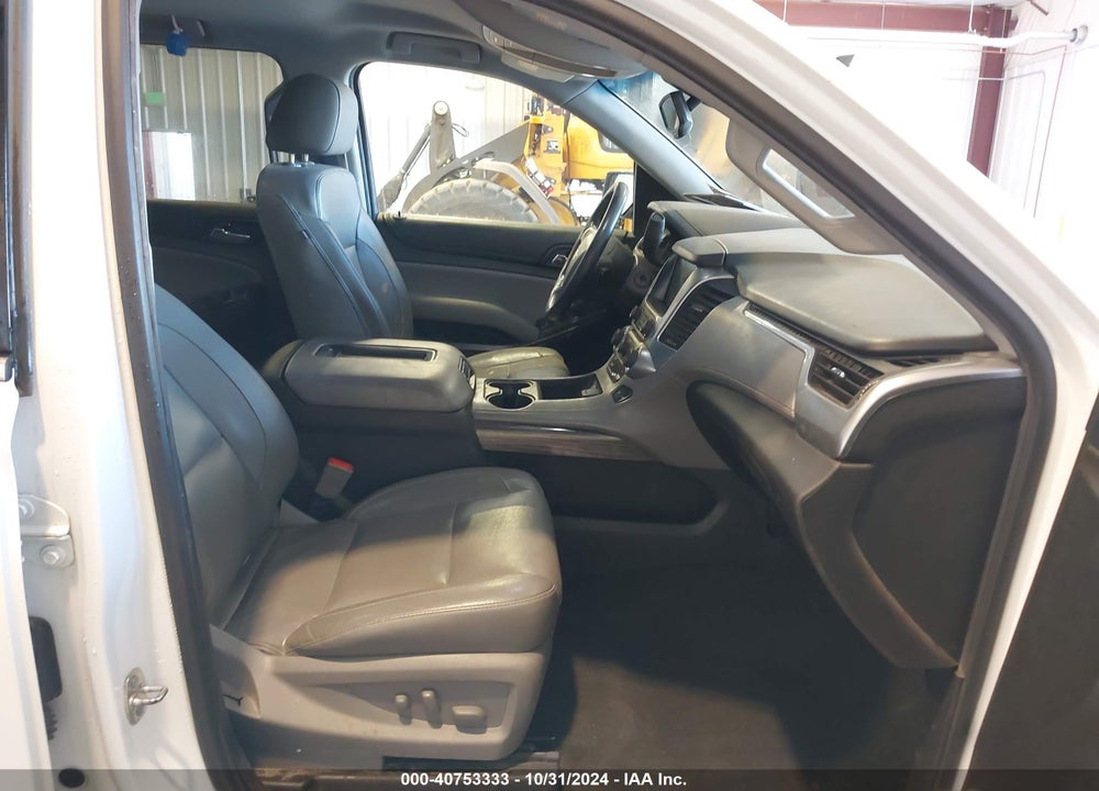 2018 CHEVROLET SUBURBAN LT VIN: 1GNSKHKC8JR211976