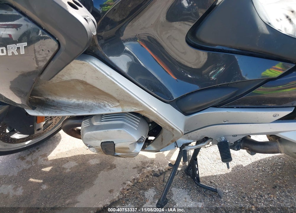 2010 BMW R1200 RT VIN: WB1044005AZW18176