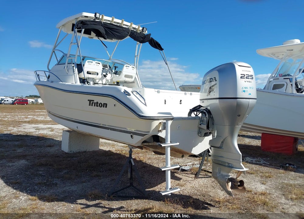 2003 TRITON OTHER VIN: TJZ3W107I203
