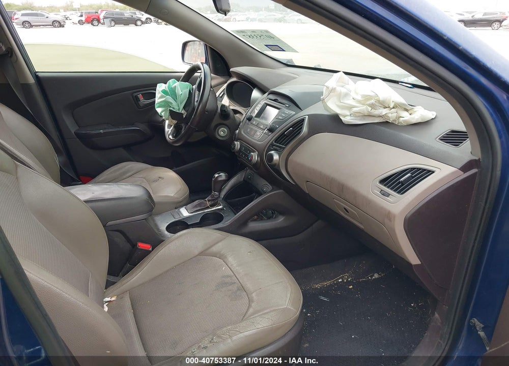 2014 HYUNDAI TUCSON SE VIN: KM8JU3AG9EU925216