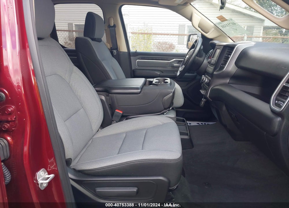 2020 RAM 1500 BIG HORN 4X4 6'4 BOX VIN: 1C6SRFBT4LN341649