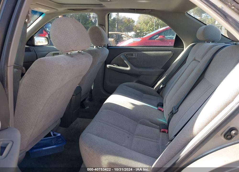 2001 TOYOTA CAMRY LE VIN: 4T1BG22K91U059052