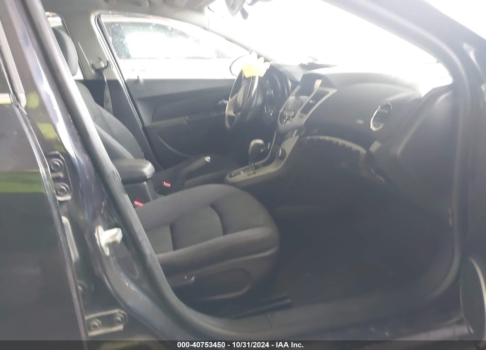 2014 CHEVROLET CRUZE 1LT AUTO VIN: 1G1PC5SB5E7381210