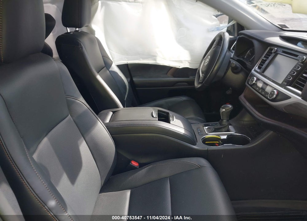 2019 TOYOTA HIGHLANDER LIMITED VIN: 5TDDZRFH6KS976423
