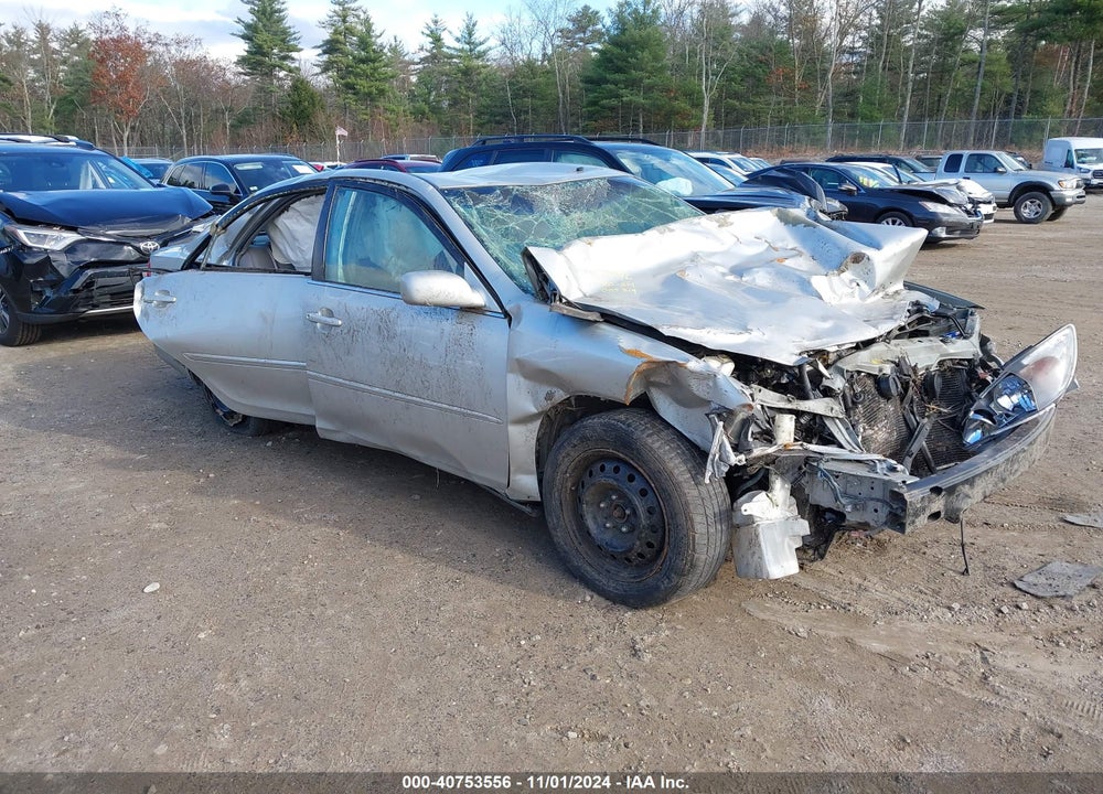 2002 TOYOTA CAMRY XLE VIN: 4T1BE30K32U055319