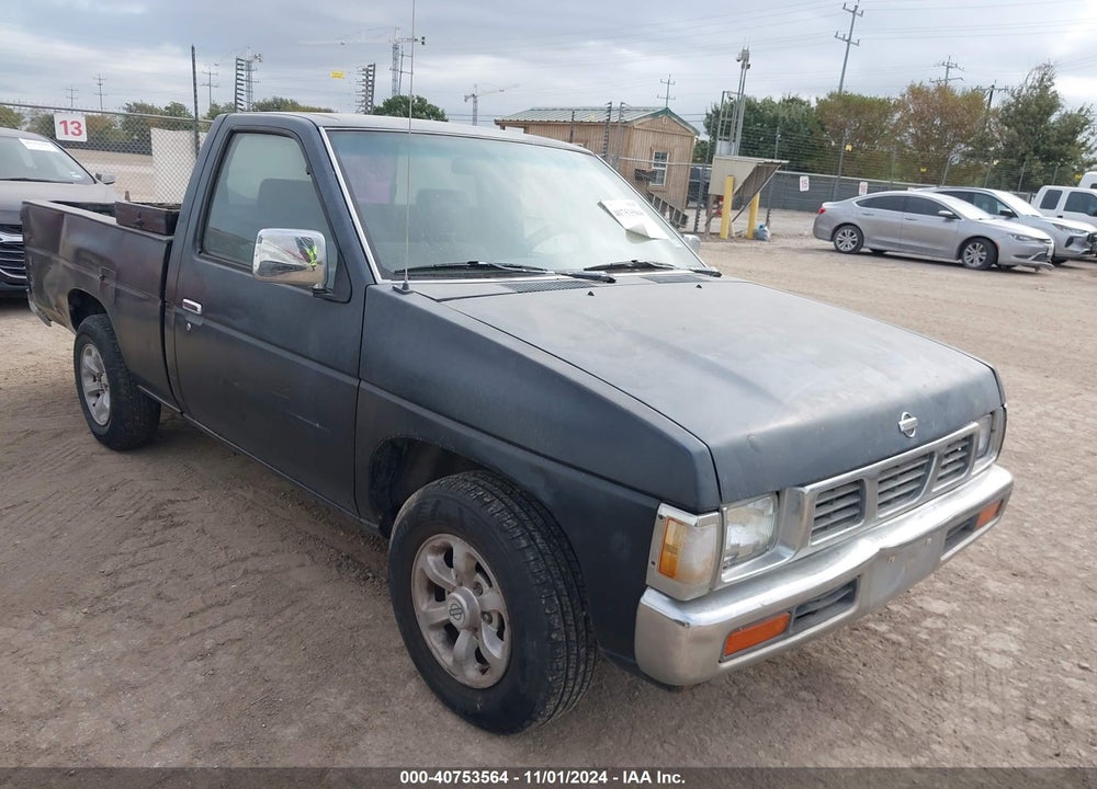 1996 NISSAN TRUCK XE VIN: 1N6SD11S7TC387780