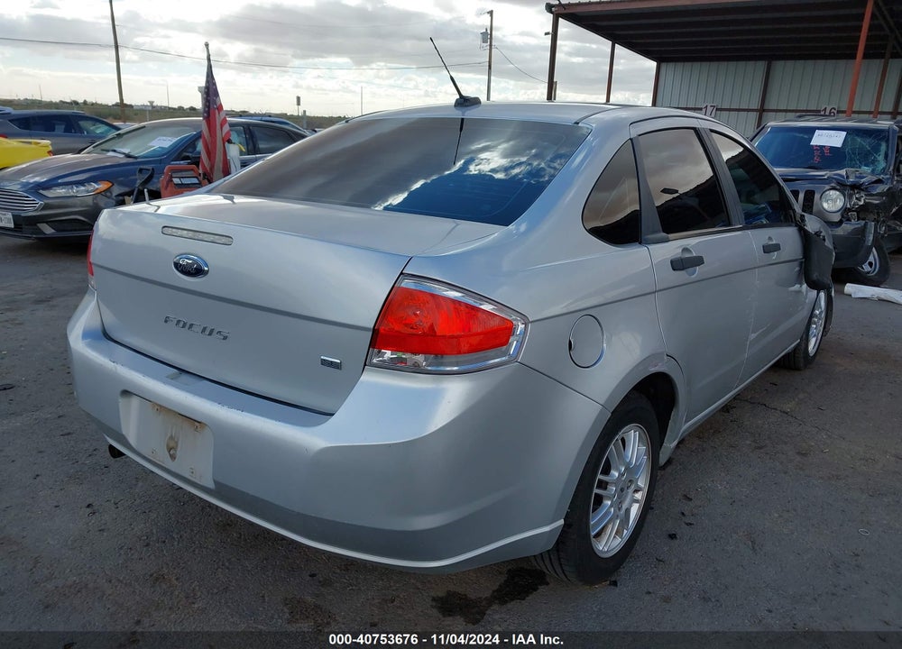 2010 FORD FOCUS SE VIN: 1FAHP3FN6AW171830