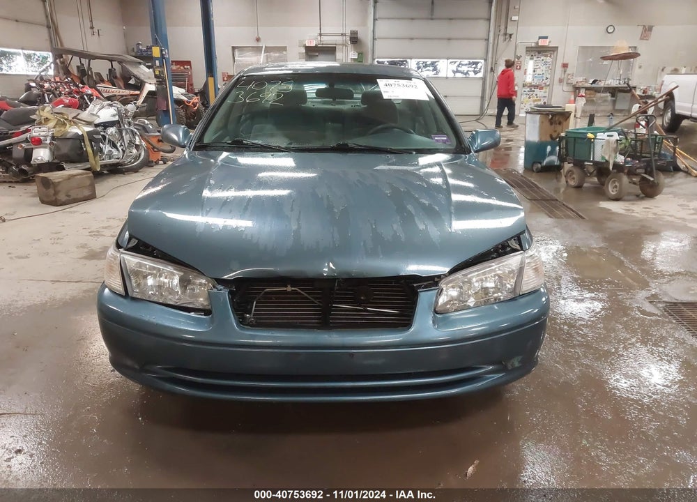 2001 TOYOTA CAMRY LE VIN: 4T1BG22K41U775096
