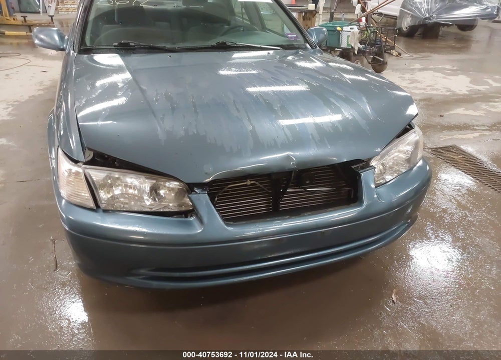 2001 TOYOTA CAMRY LE VIN: 4T1BG22K41U775096