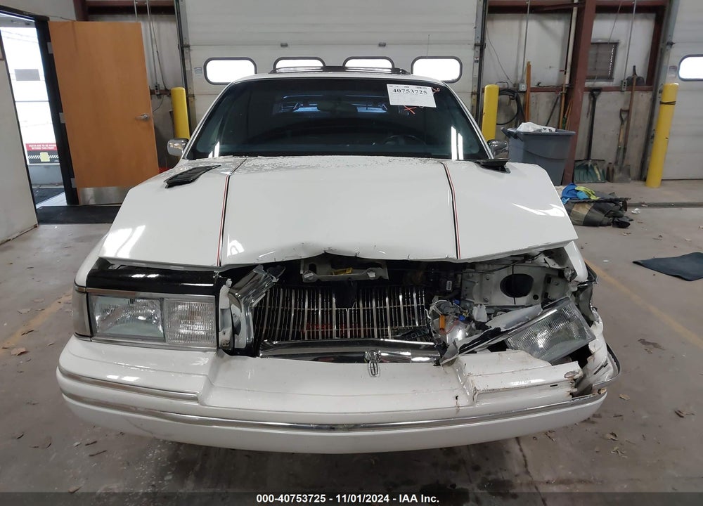 1994 LINCOLN TOWN CAR SIGNATURE/TOURNAMENT VIN: 1LNLM82W6RY782526
