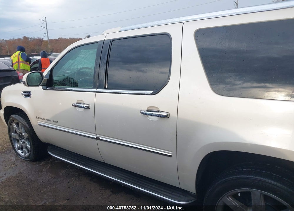 2007 CADILLAC ESCALADE ESV STANDARD VIN: 1GYFK66897R241186