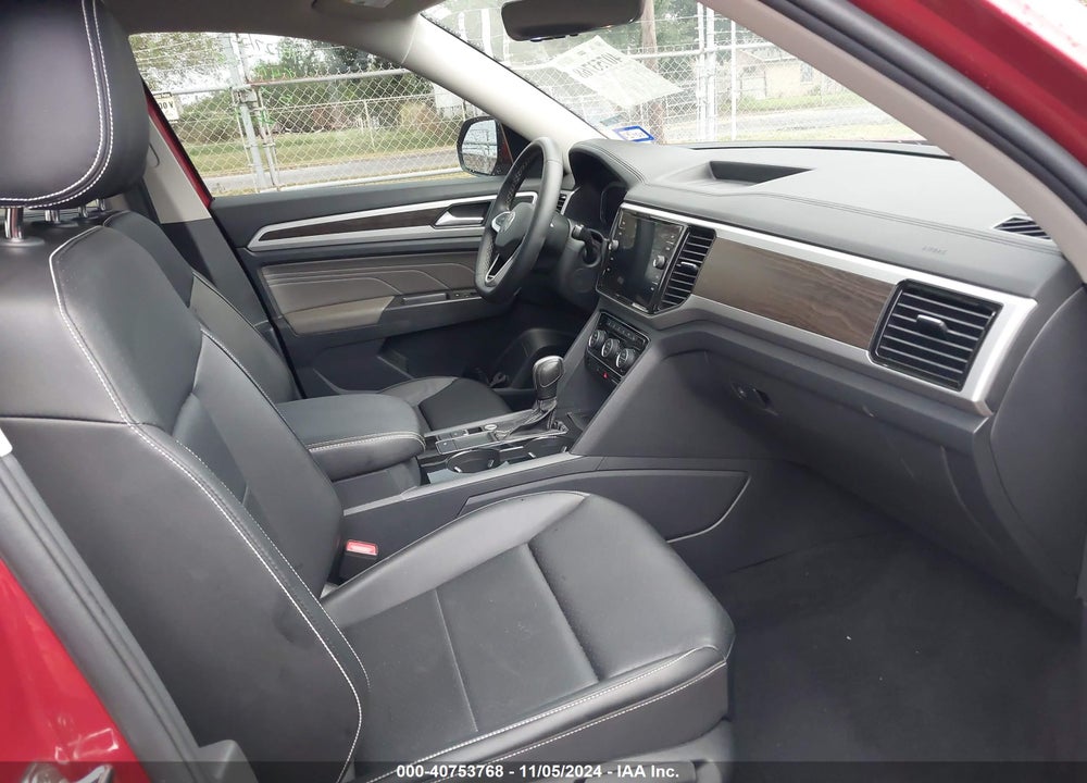 2022 VOLKSWAGEN ATLAS 3.6L V6 SE W/TECHNOLOGY VIN: 1V2WR2CA9NC563780