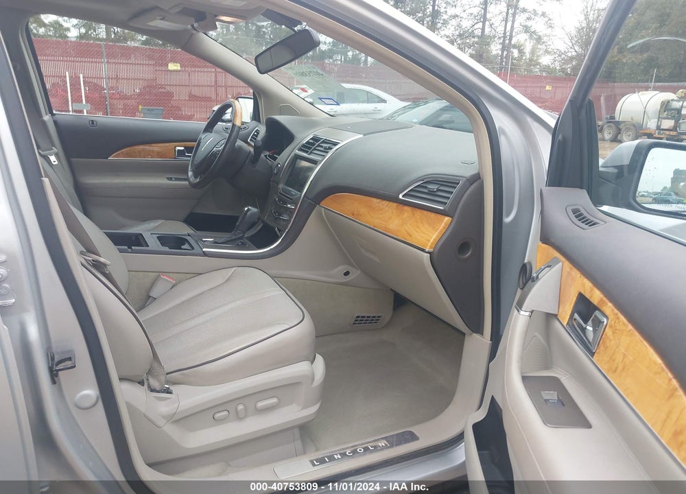 2011 LINCOLN MKX VIN: 2LMDJ6JK6BBJ27614