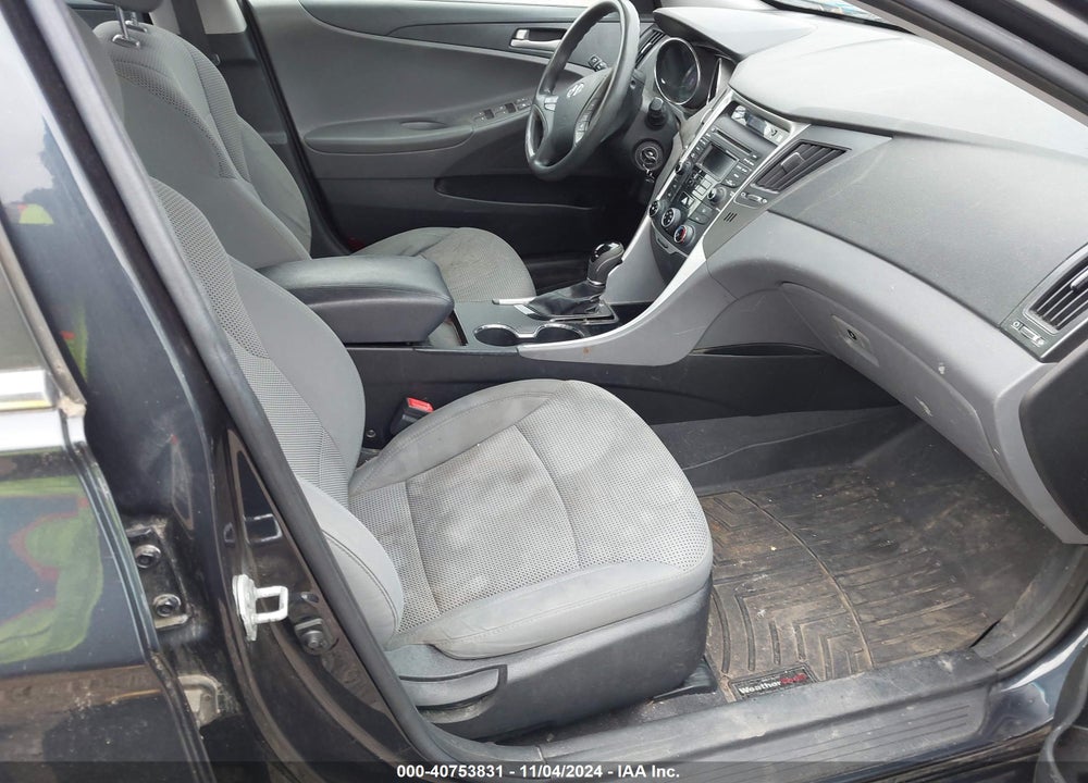 2014 HYUNDAI SONATA GLS VIN: 5NPEB4AC1EH911982