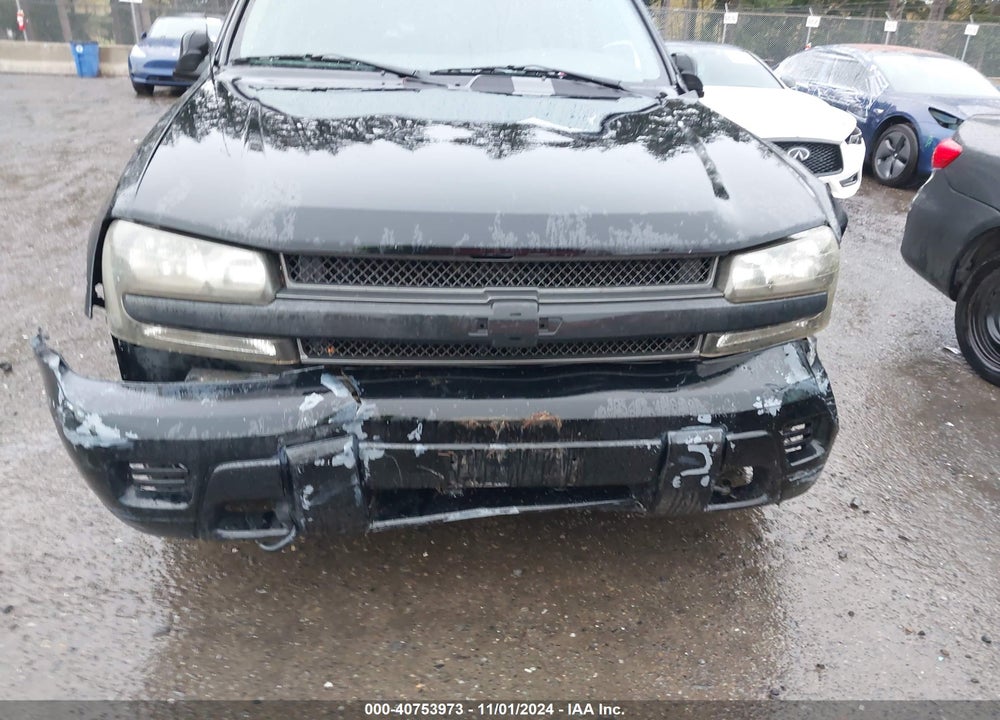 2004 CHEVROLET TRAILBLAZER LS VIN: 1GNDT13S942108114
