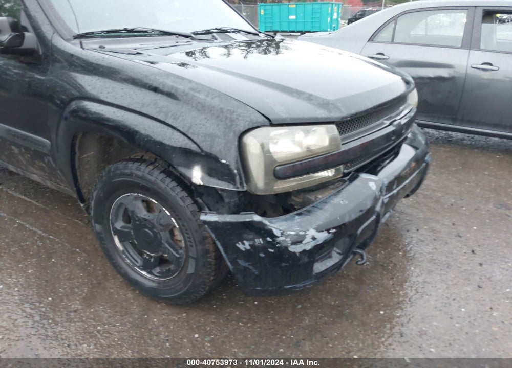 2004 CHEVROLET TRAILBLAZER LS VIN: 1GNDT13S942108114