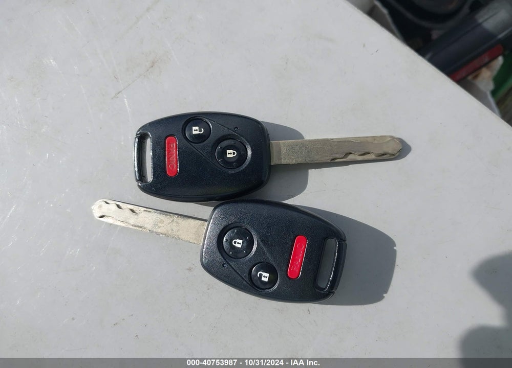 2011 HONDA INSIGHT EX VIN: JHMZE2H74BS002152