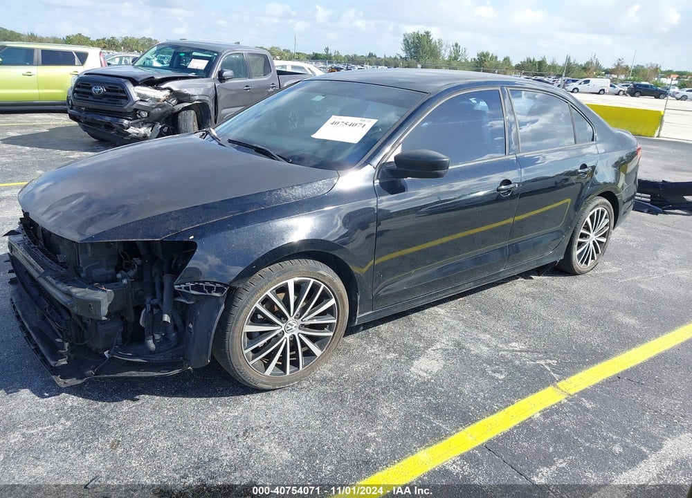 2016 VOLKSWAGEN JETTA 1.8T SPORT VIN: 3VWD17AJ5GM218101