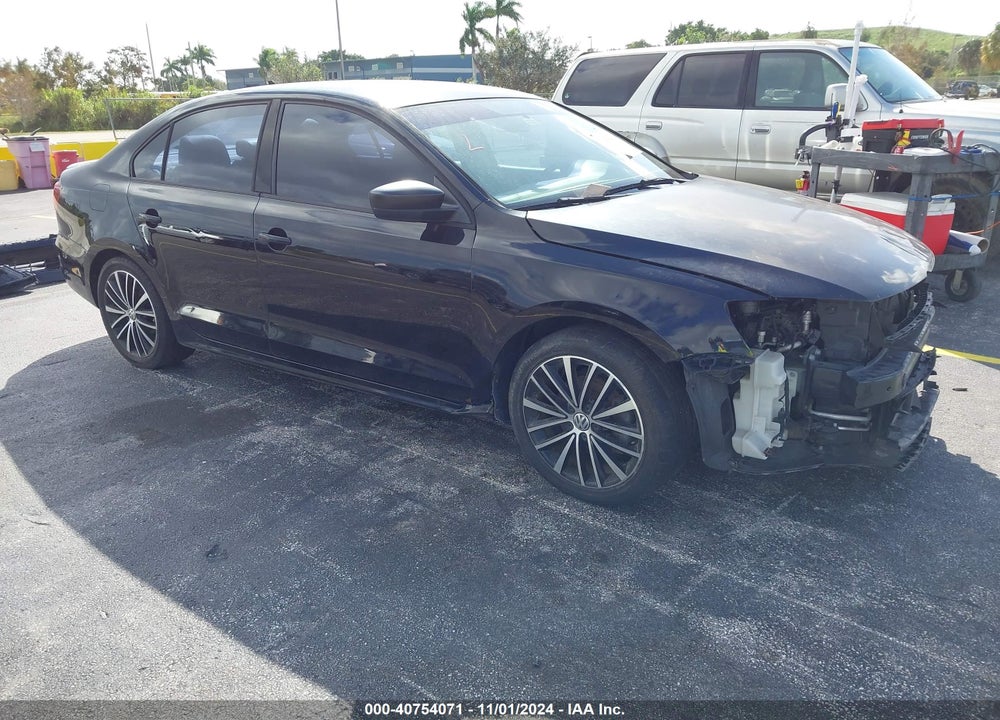 2016 VOLKSWAGEN JETTA 1.8T SPORT VIN: 3VWD17AJ5GM218101
