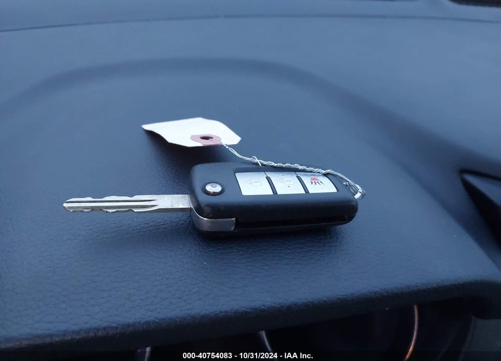 2015 NISSAN ROGUE S VIN: KNMAT2MV7FP533475