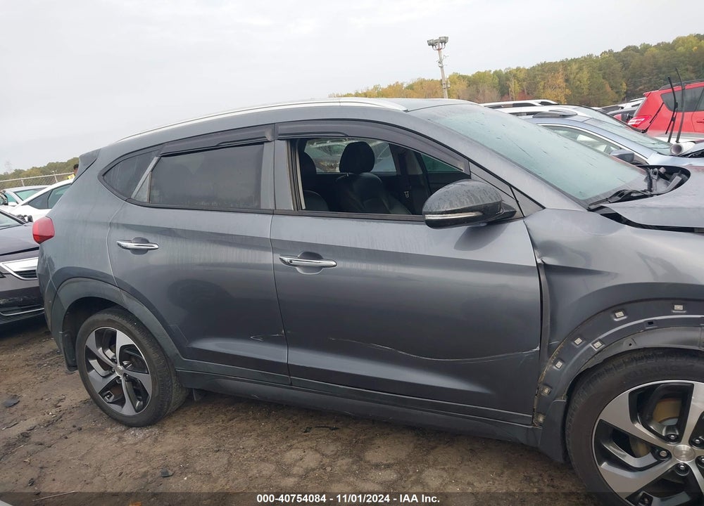 2016 HYUNDAI TUCSON LIMITED VIN: KM8J33A27GU028809