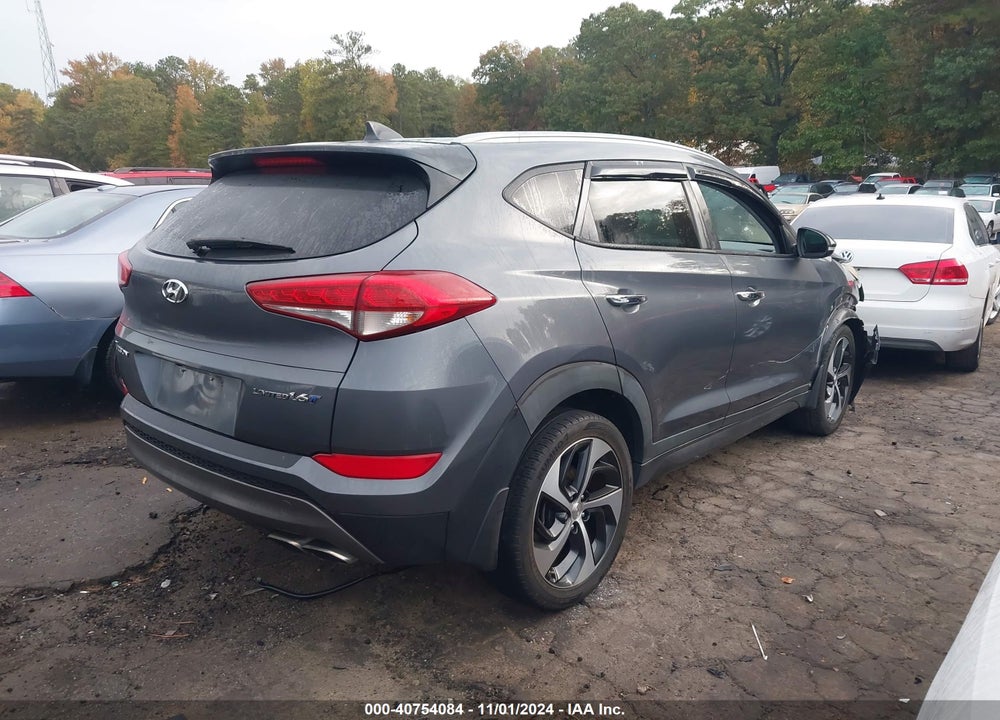 2016 HYUNDAI TUCSON LIMITED VIN: KM8J33A27GU028809