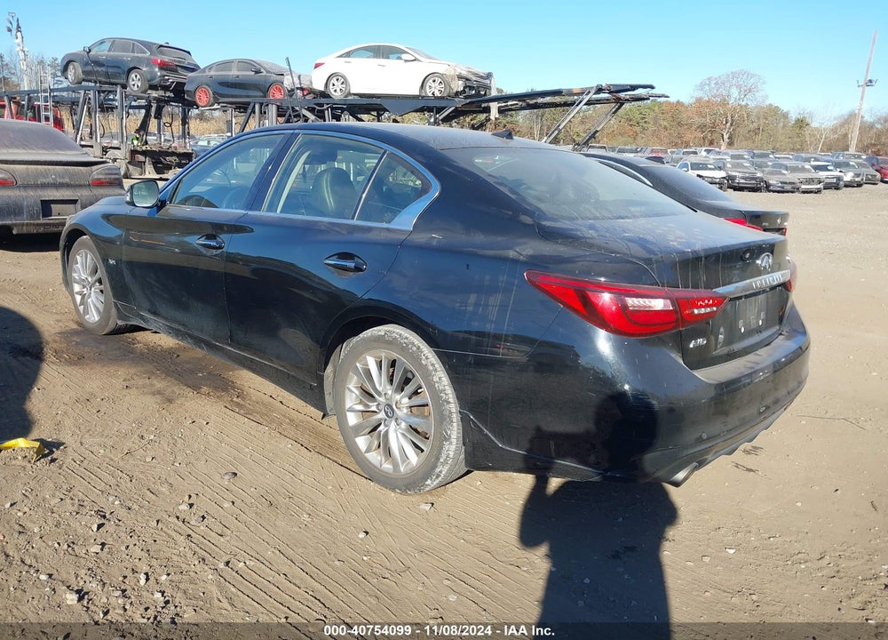 2018 INFINITI Q50 3.0T LUXE VIN: JN1EV7AR2JM612114