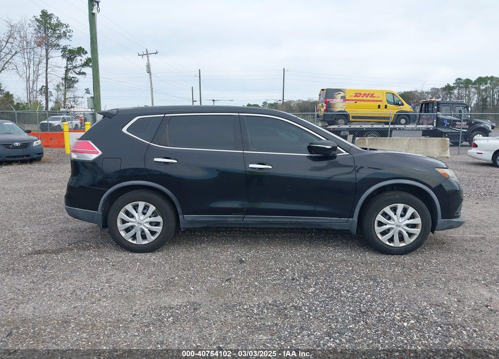 2015 NISSAN ROGUE S VIN: KNMAT2MT6FP511613