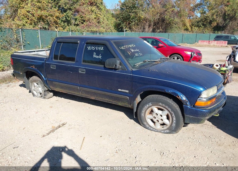2003 CHEVROLET S-10 LS VIN: 1GCDT13X53K174890