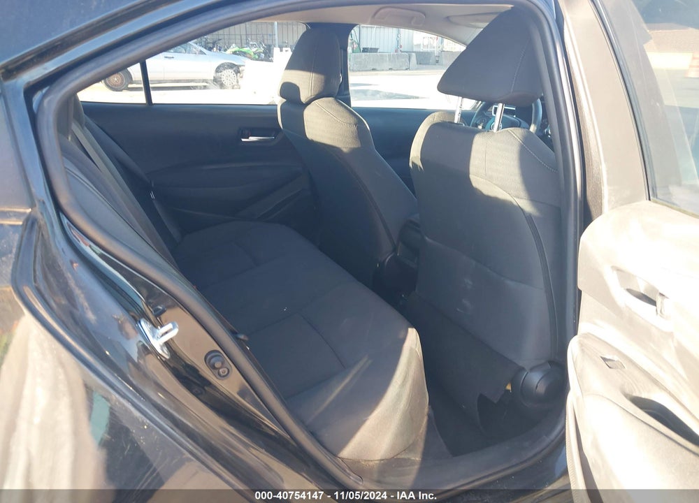 2021 TOYOTA COROLLA LE VIN: 5YFEPMAE6MP252351