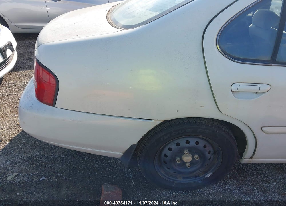 2000 NISSAN ALTIMA GLE/GXE/SE/XE VIN: 1N4DL01D5YC147862