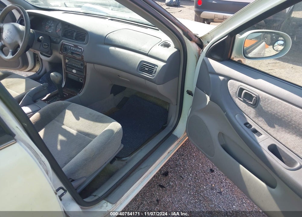 2000 NISSAN ALTIMA GLE/GXE/SE/XE VIN: 1N4DL01D5YC147862