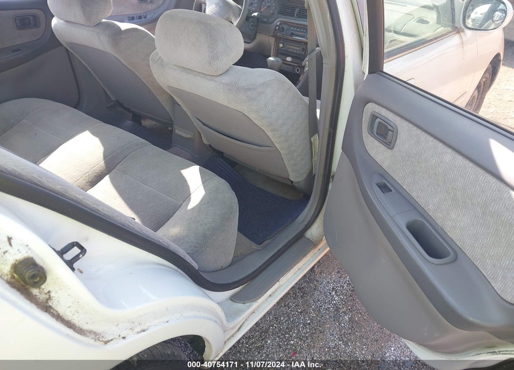 2000 NISSAN ALTIMA GLE/GXE/SE/XE VIN: 1N4DL01D5YC147862