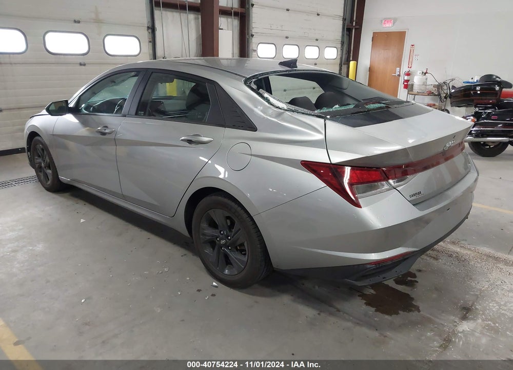 2021 HYUNDAI ELANTRA SEL VIN: 5NPLS4AG4MH009108