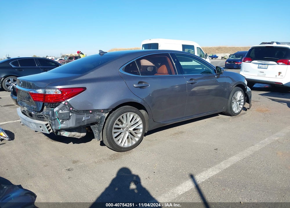 2013 LEXUS ES 350 VIN: JTHBK1GGXD2007333