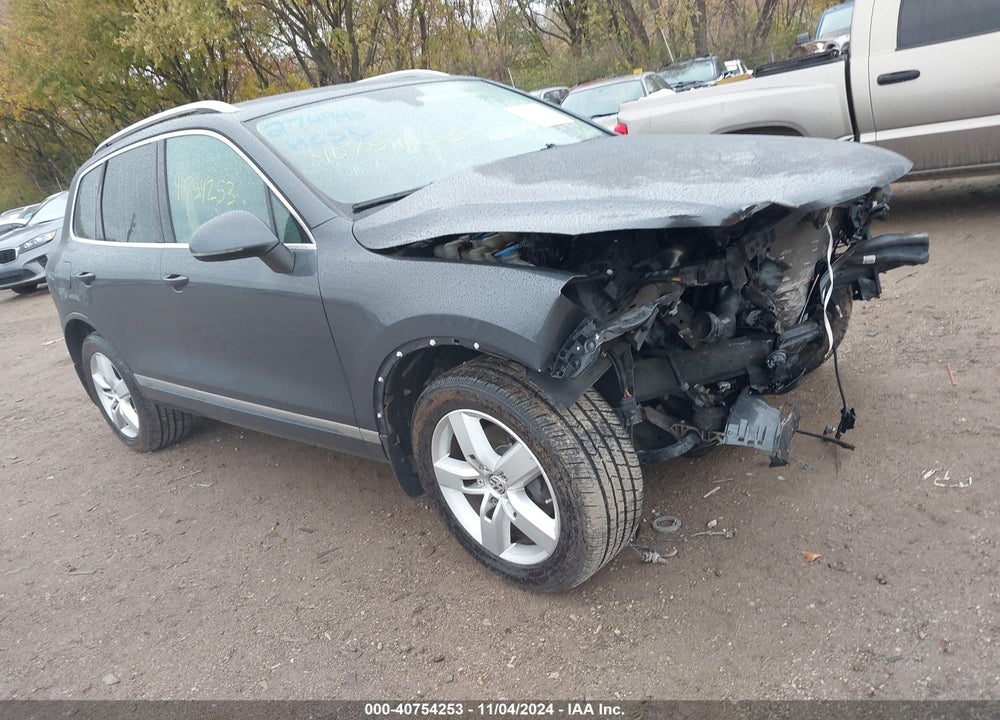 2012 VOLKSWAGEN TOUAREG VR6 LUX VIN: WVGFF9BP6CD000570