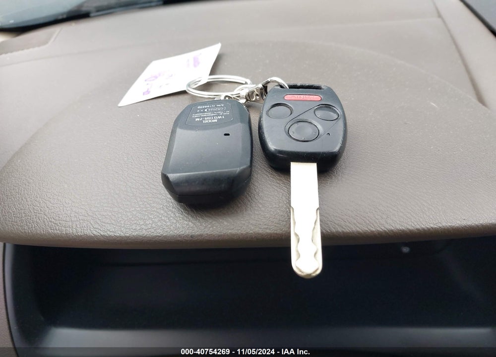 2004 HONDA ACCORD 2.4 EX/EX VIN: JHMCM56814C019882