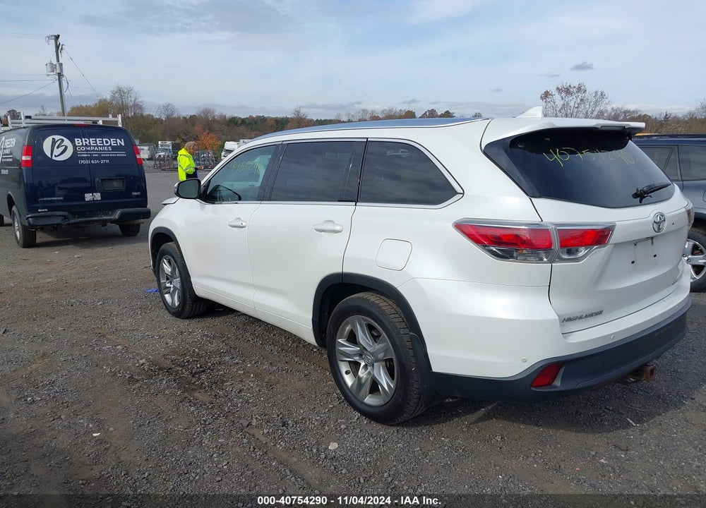 2015 TOYOTA HIGHLANDER LIMITED V6 VIN: 5TDDKRFH1FS121039