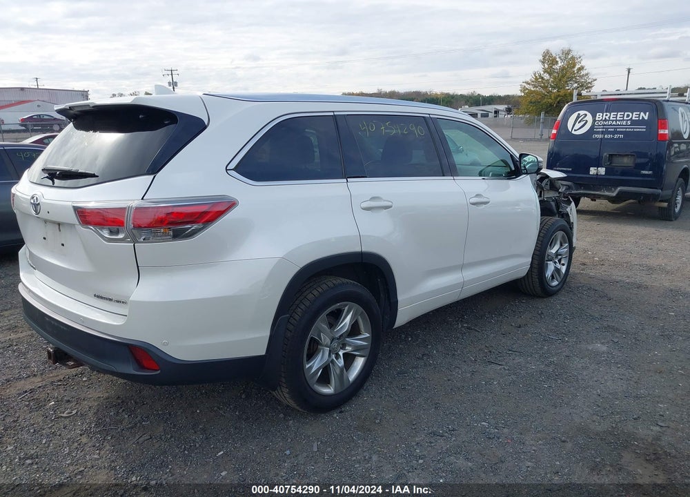 2015 TOYOTA HIGHLANDER LIMITED V6 VIN: 5TDDKRFH1FS121039